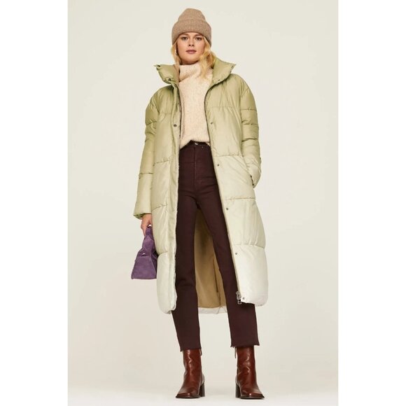 Women's Olive Green Puffer Coat - Picture 1 of 1